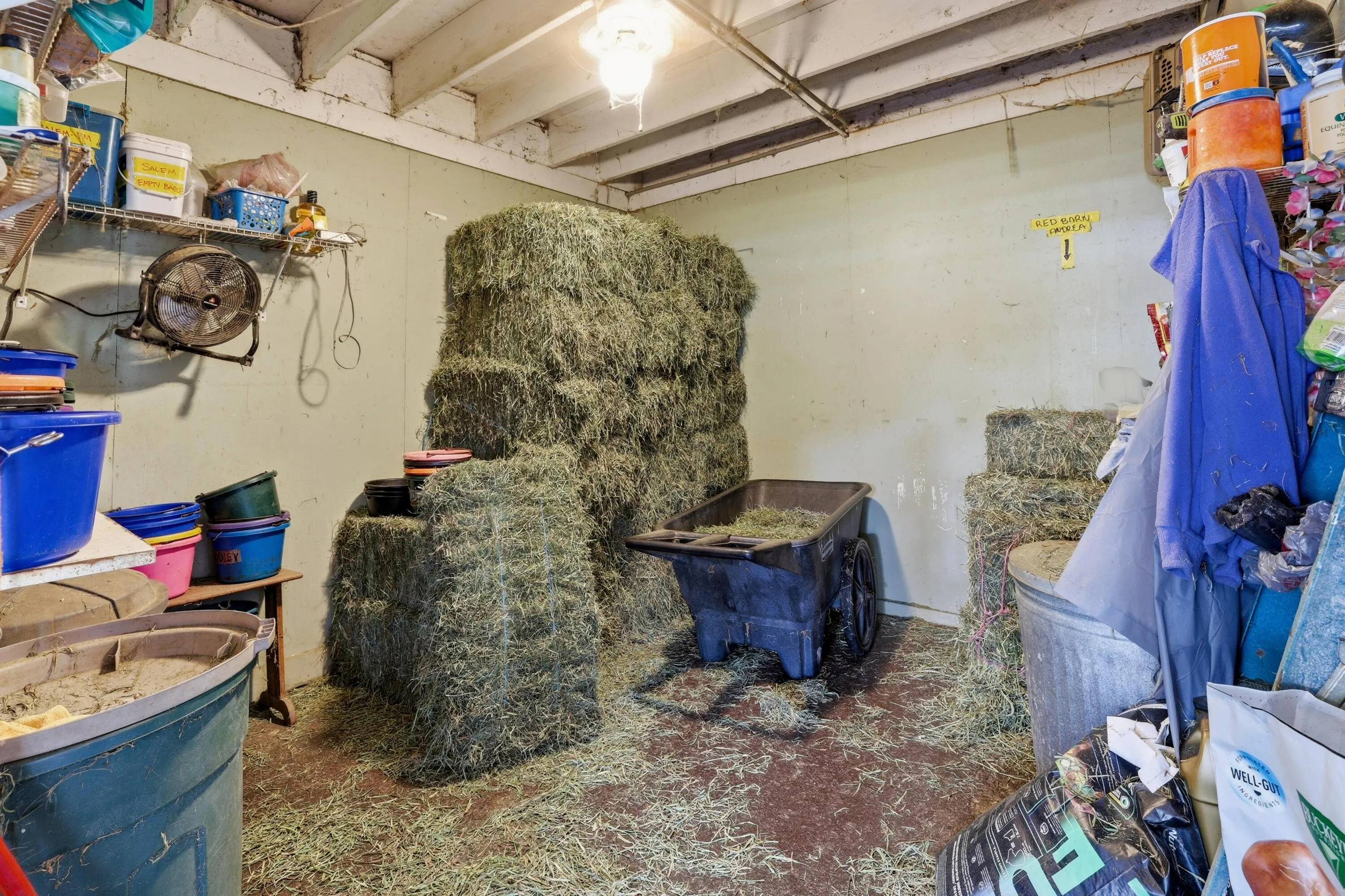 Feed room