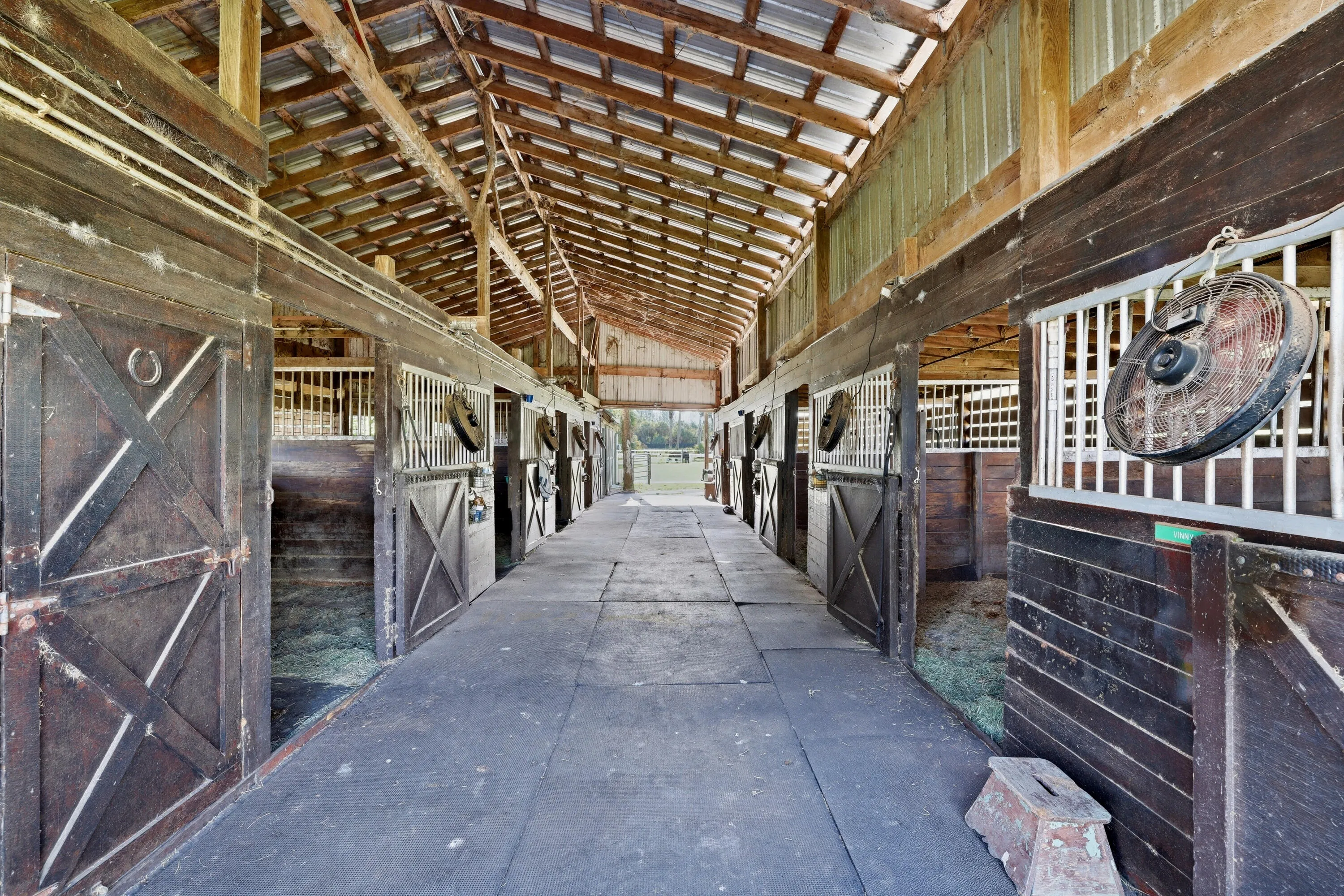 Barn