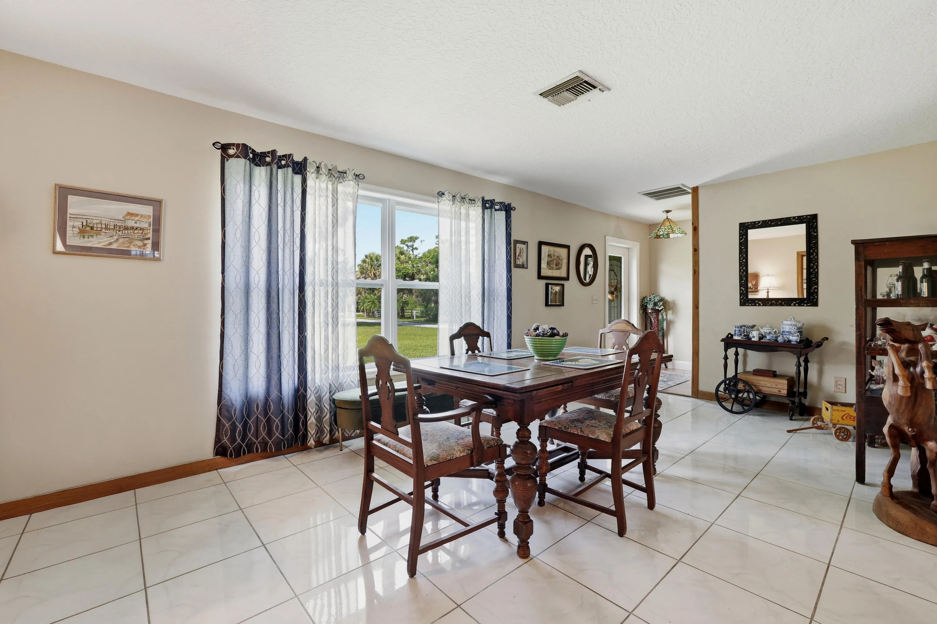 Dining room