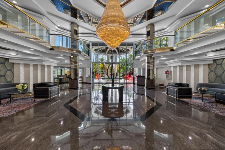 GRAND LOBBY