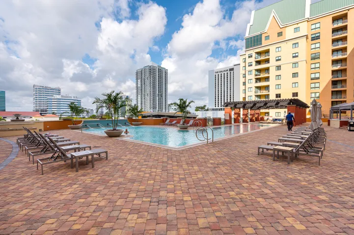 100 N Federal Hwy Unit 1021