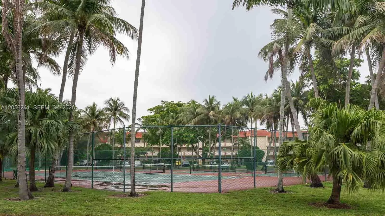2931 E Sunrise Lakes Dr # 109SUNRISE, FL 33322-1706