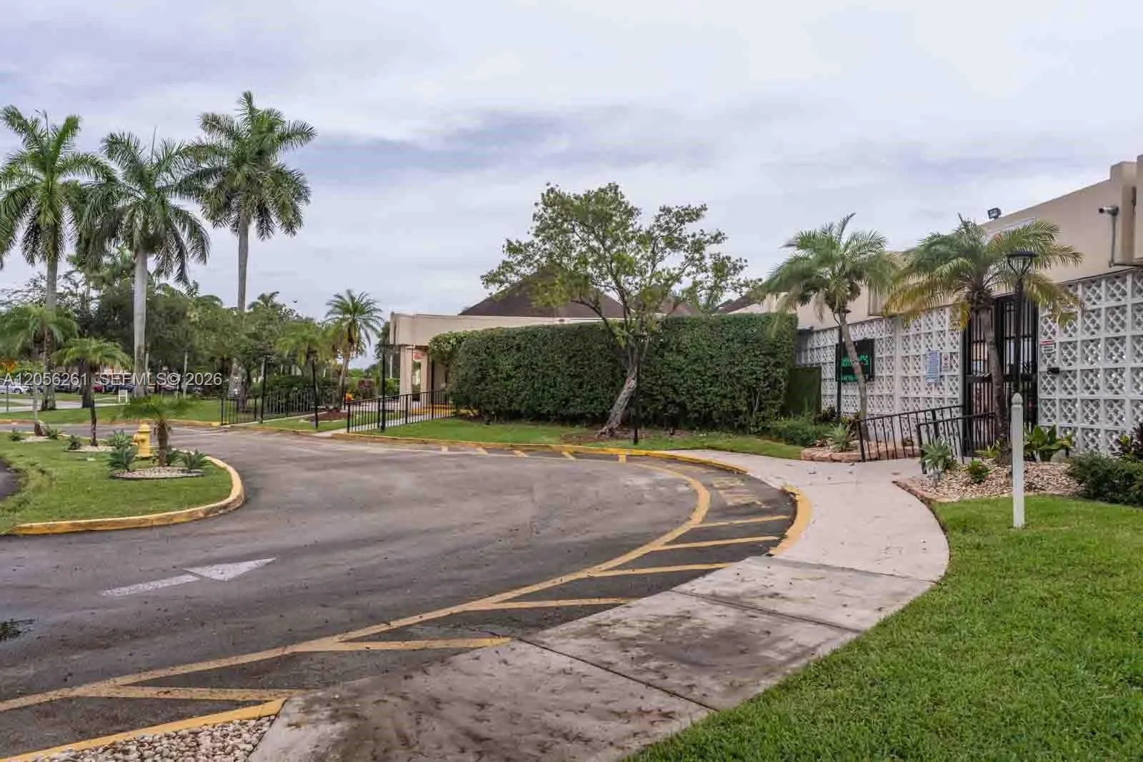 2931 E Sunrise Lakes Dr # 109SUNRISE, FL 33322-1706