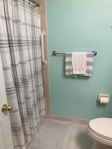 2nd Bathroom
