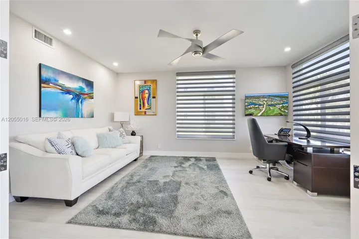 Guest Bedroom / Office