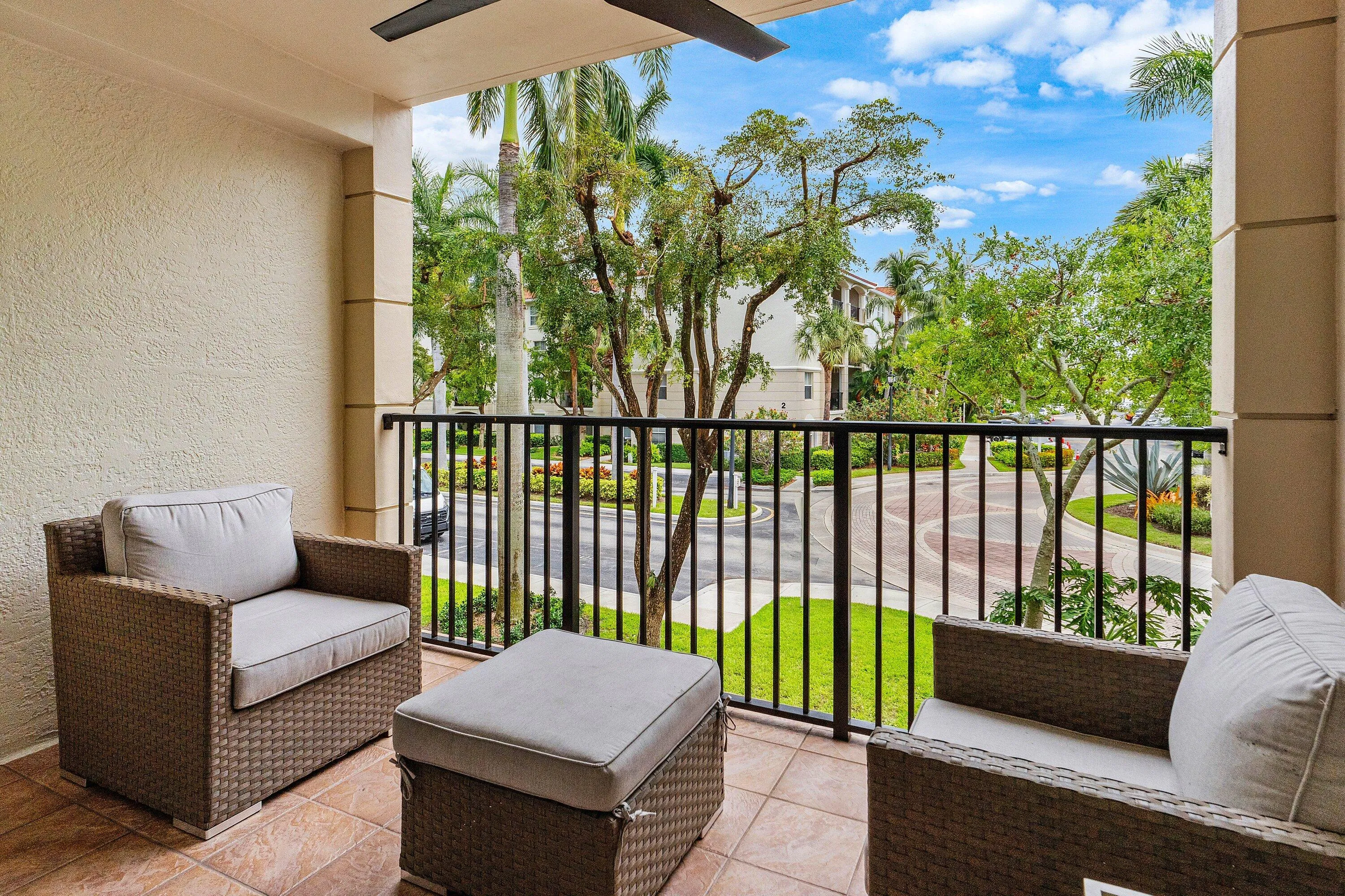021-1210TuscanyWay-BoyntonBeach-FL-33435