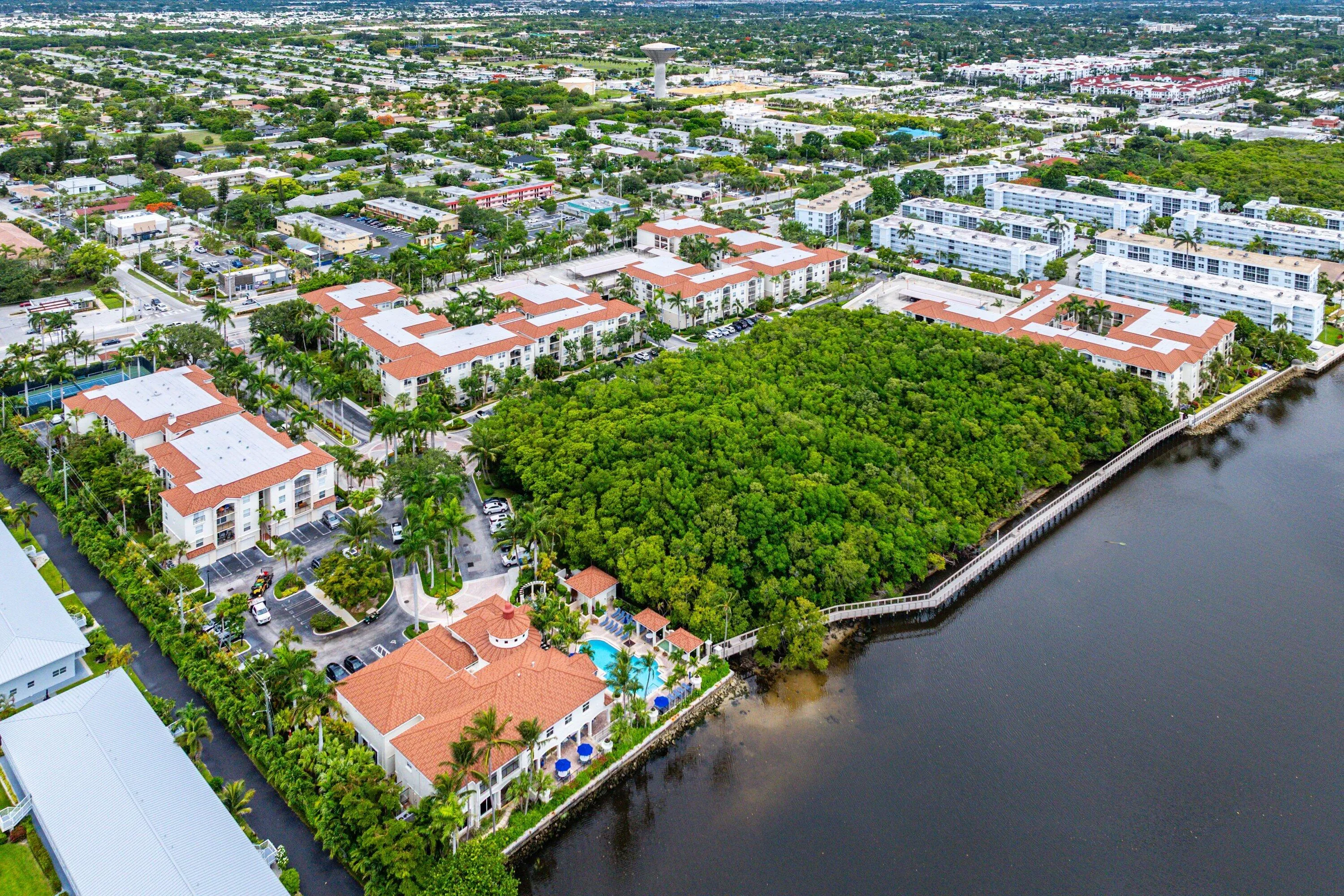 045-1210TuscanyWay-BoyntonBeach-FL-33435