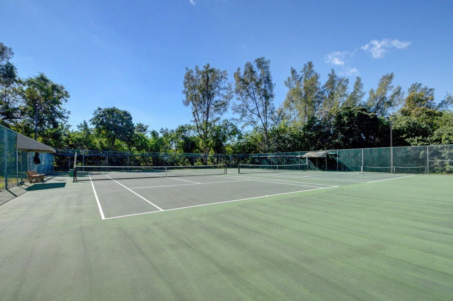TENNIS