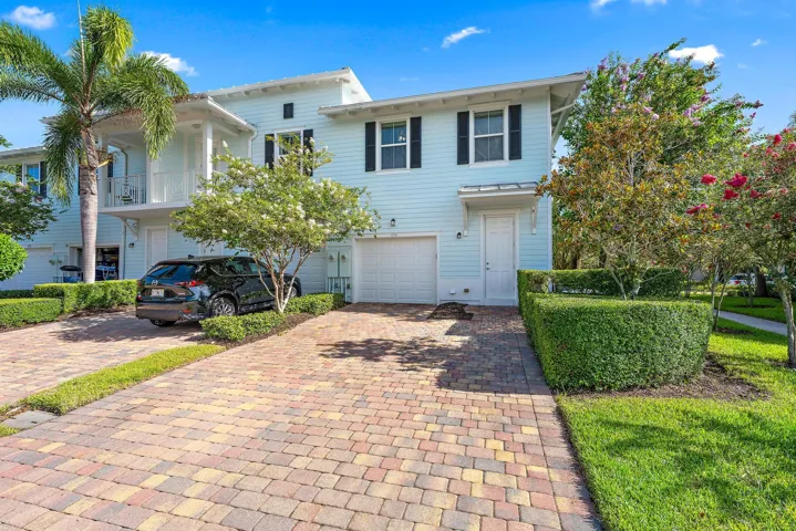 Driveway/Garage