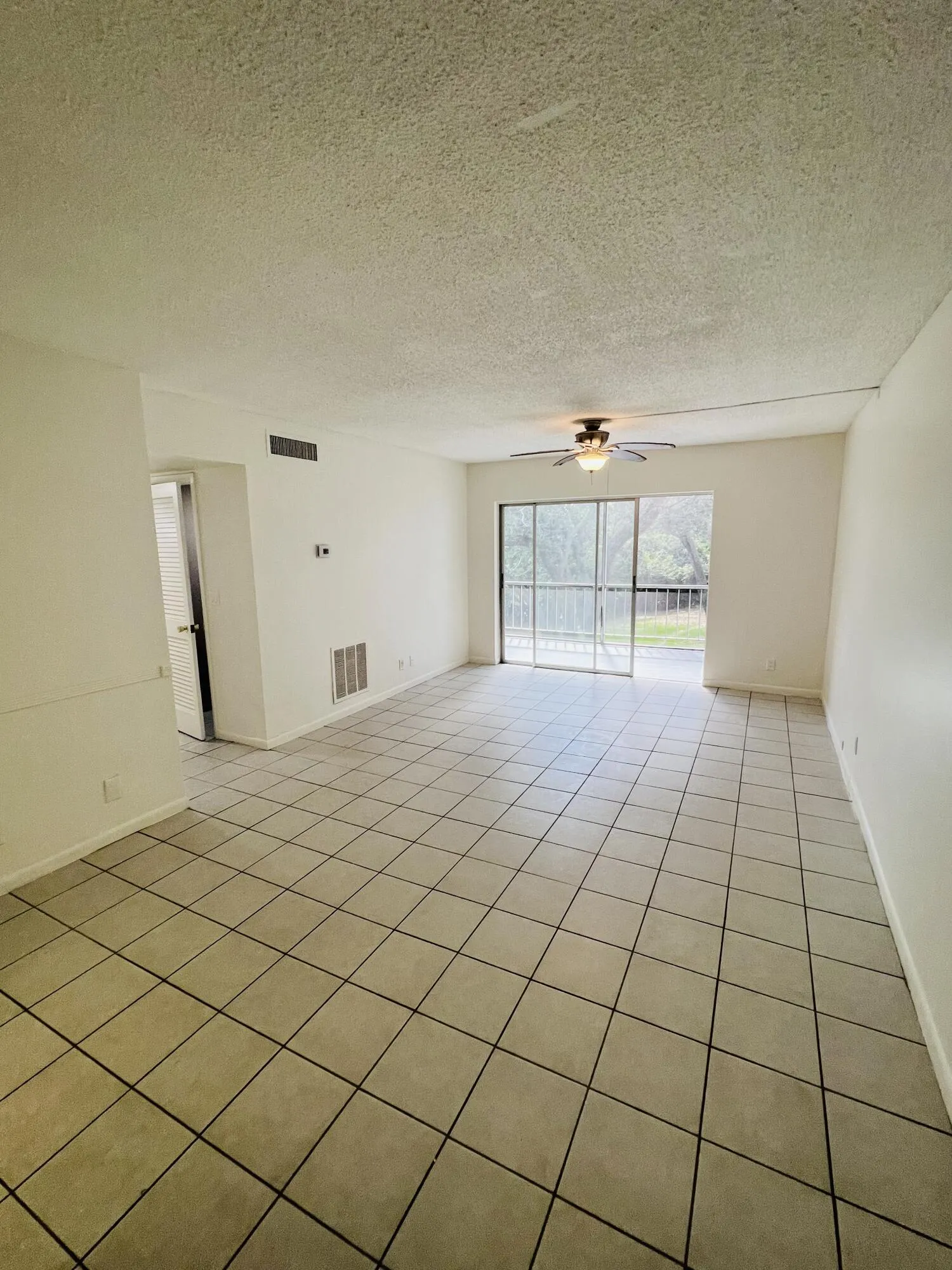 604 NW 13th Street #21 New Pics (5)
