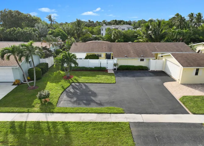 208 Sims Creek Dr 005