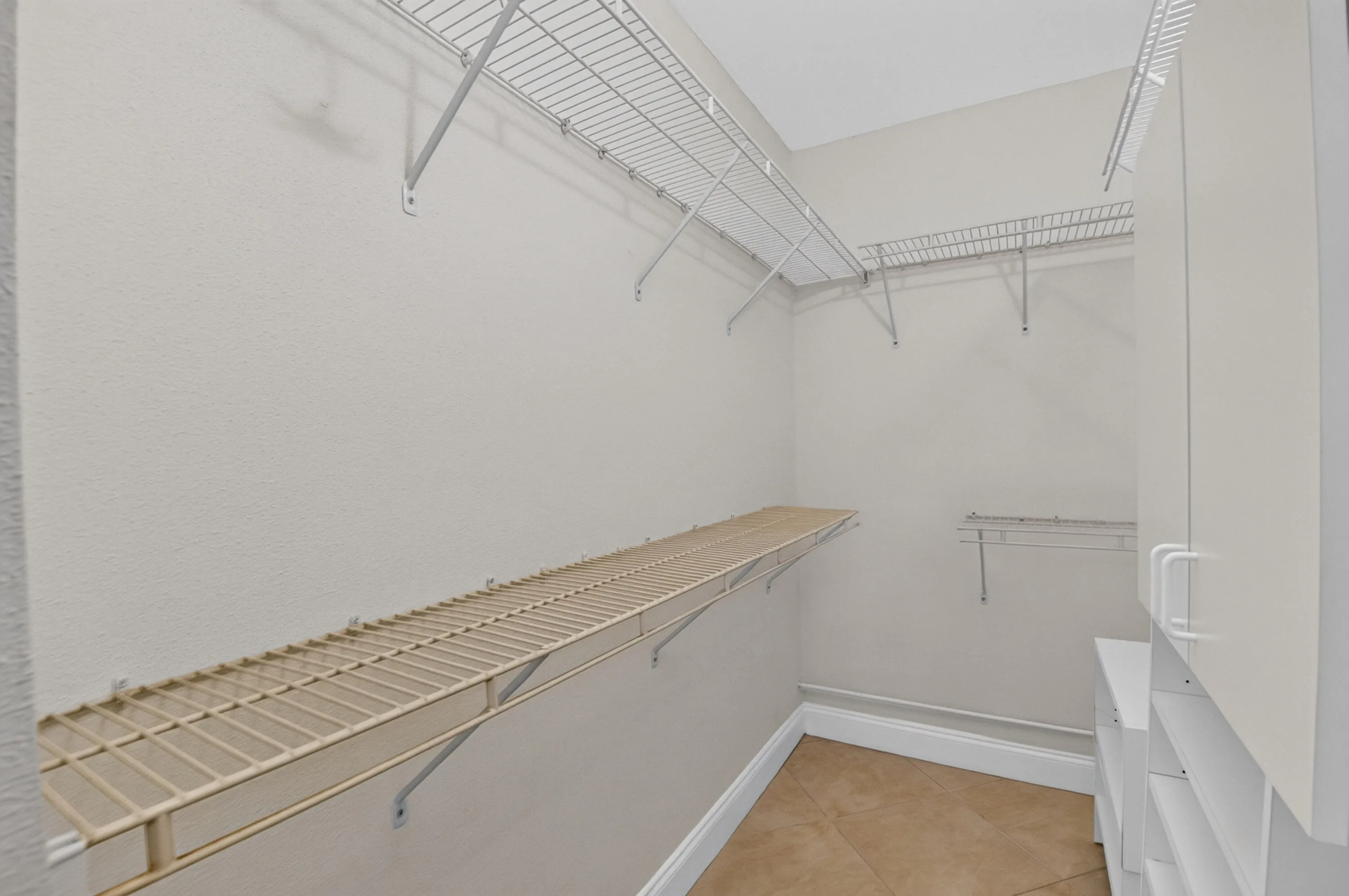 walk in closet