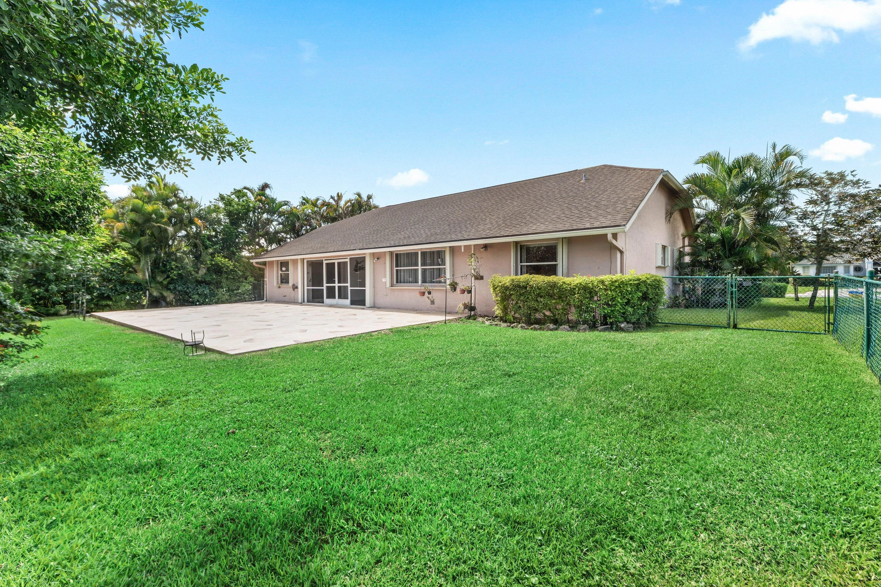 034-157MontereyWay-WestPalmBeach-FL-3341