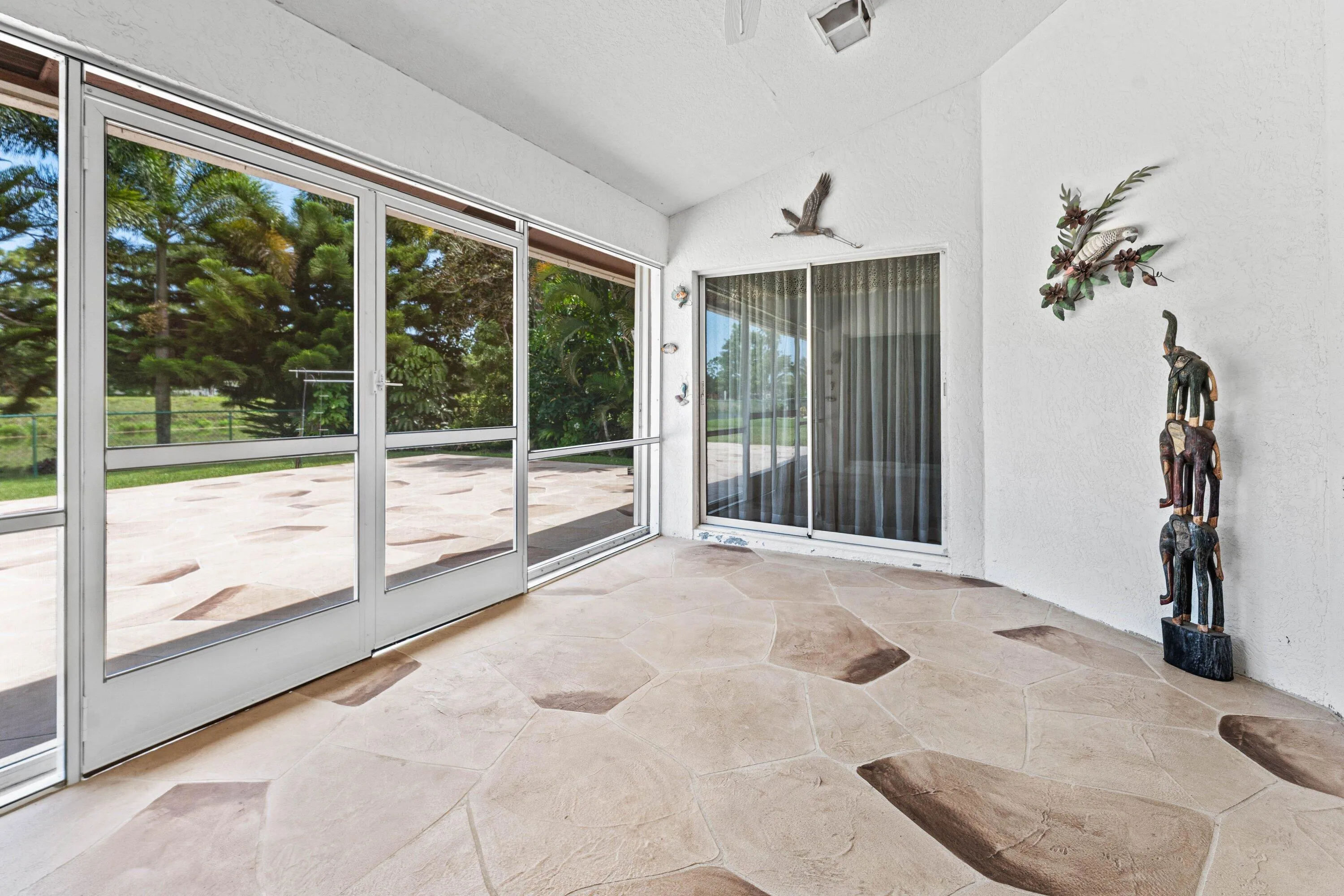 030-157MontereyWay-WestPalmBeach-FL-3341