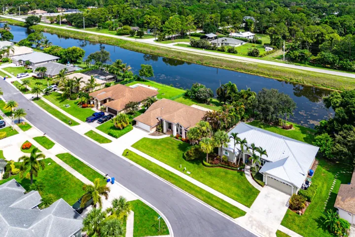 042-157MontereyWay-WestPalmBeach-FL-3341
