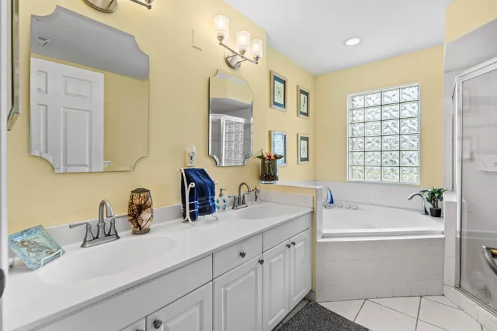 023-157MontereyWay-WestPalmBeach-FL-3341