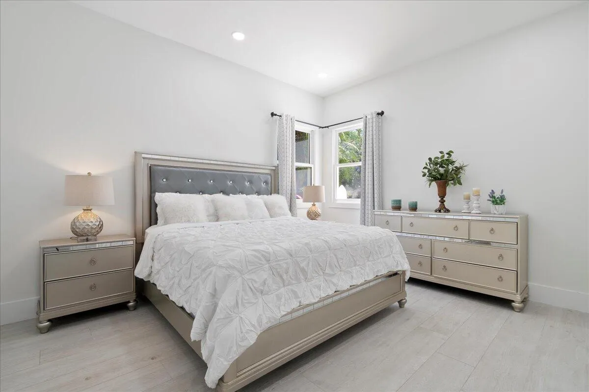 32-JLC_8086