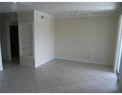 6529 Emerald Dunes Drive 302 living