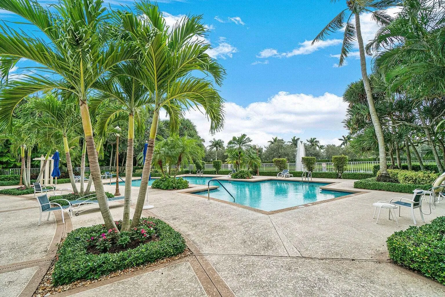 Coquina Satellite Pool