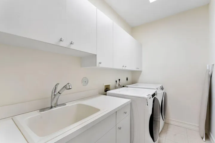 Laundry Room - Upstairs