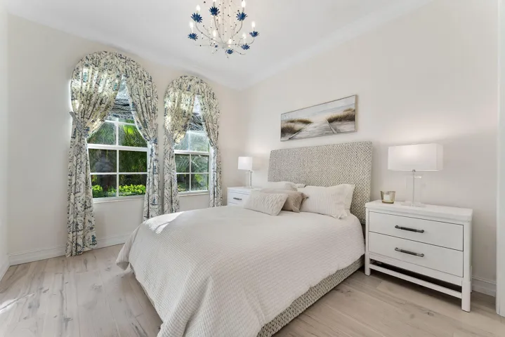 Guest room 1 - downstairs.