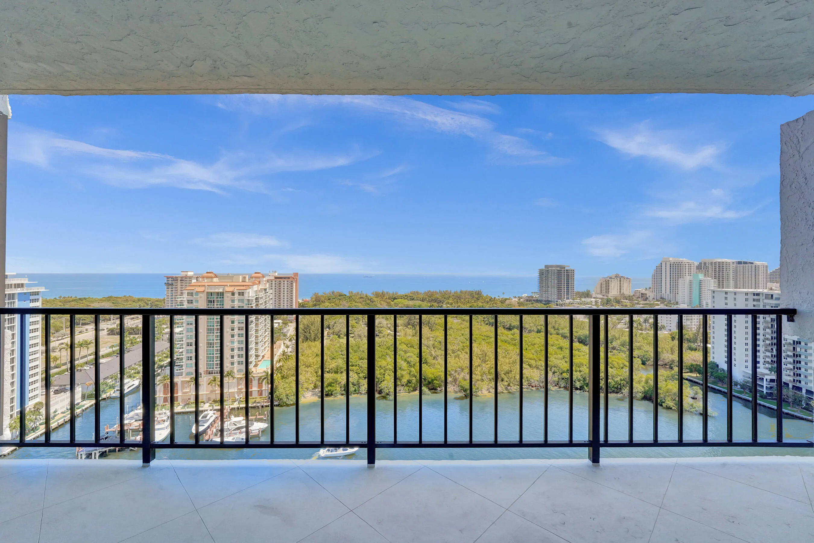 Amazing views of the ocean, Intracoastal and Bonnet House