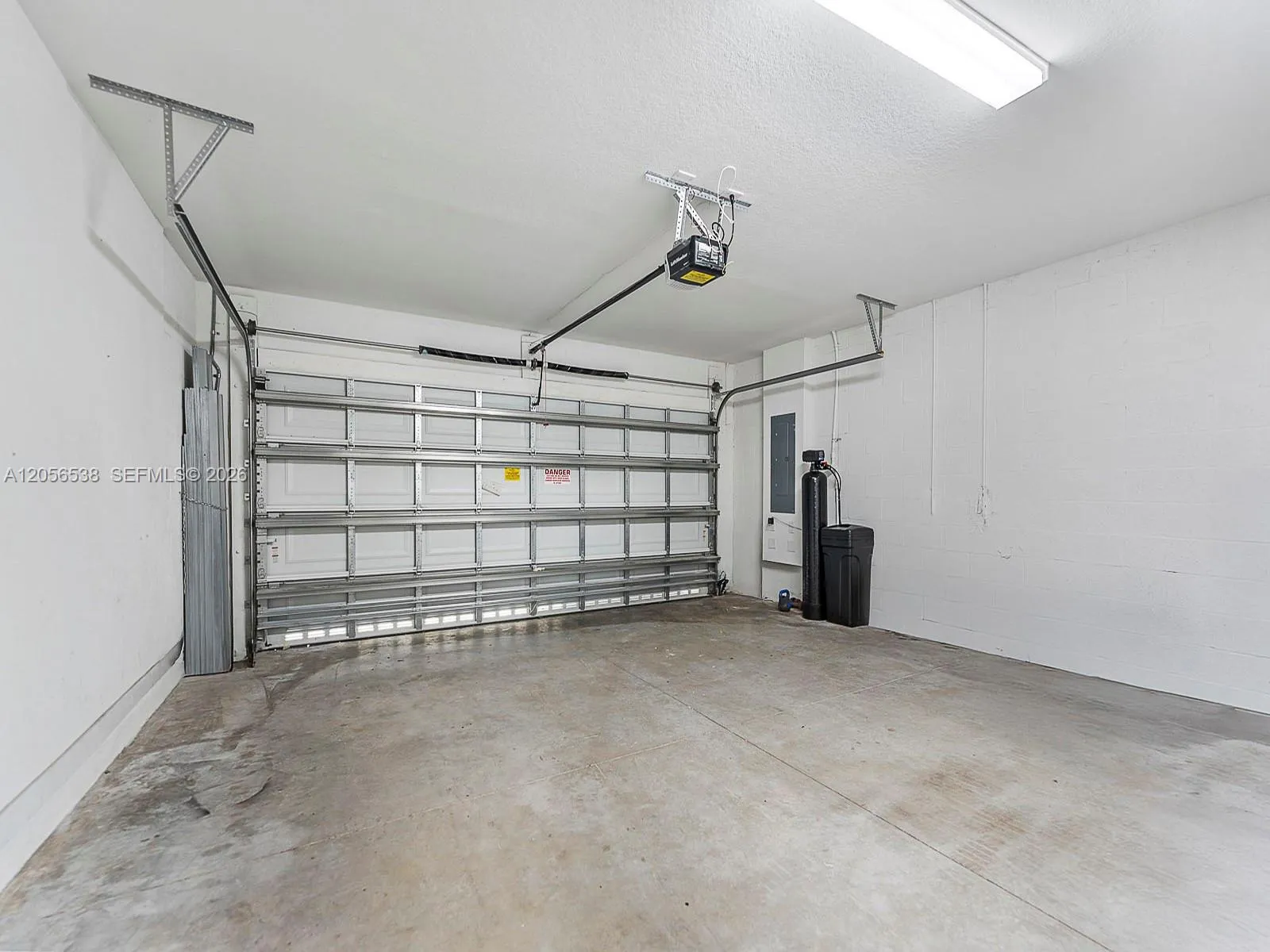 Property photo 36