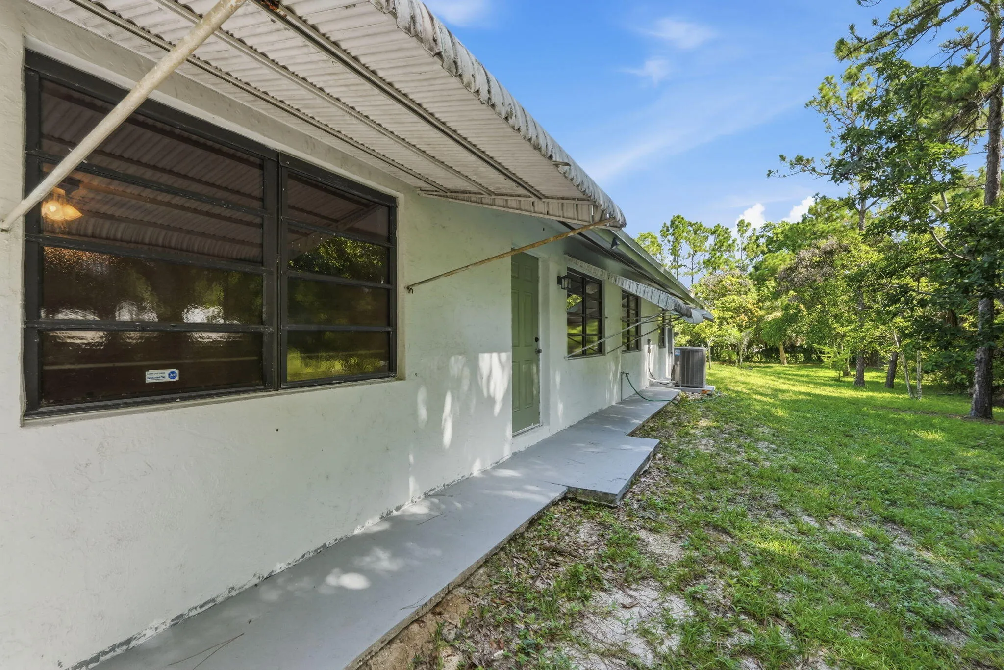42-web-or-mls-16476_107th_Dr_N_042
