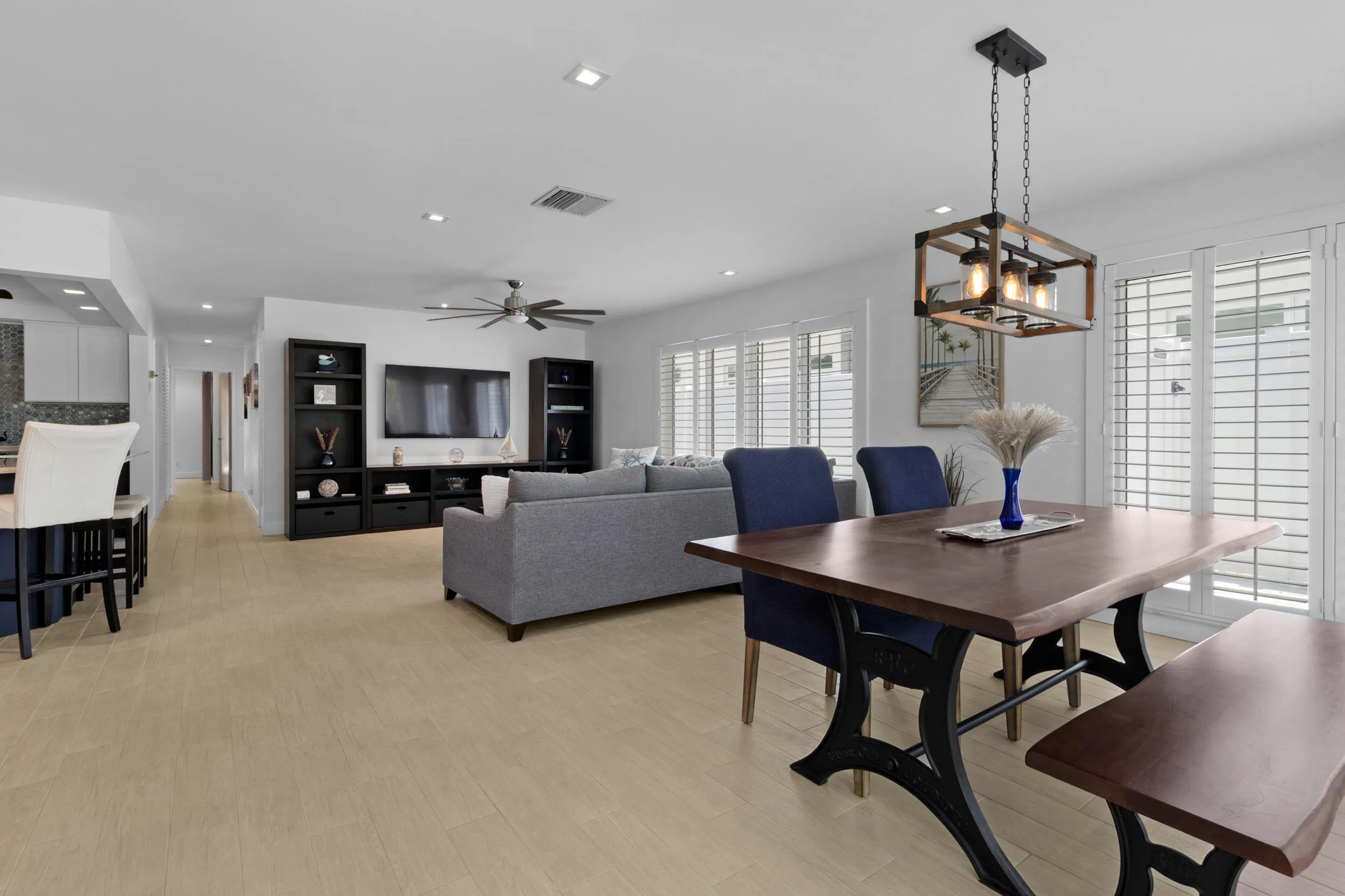 Living room/Dining room