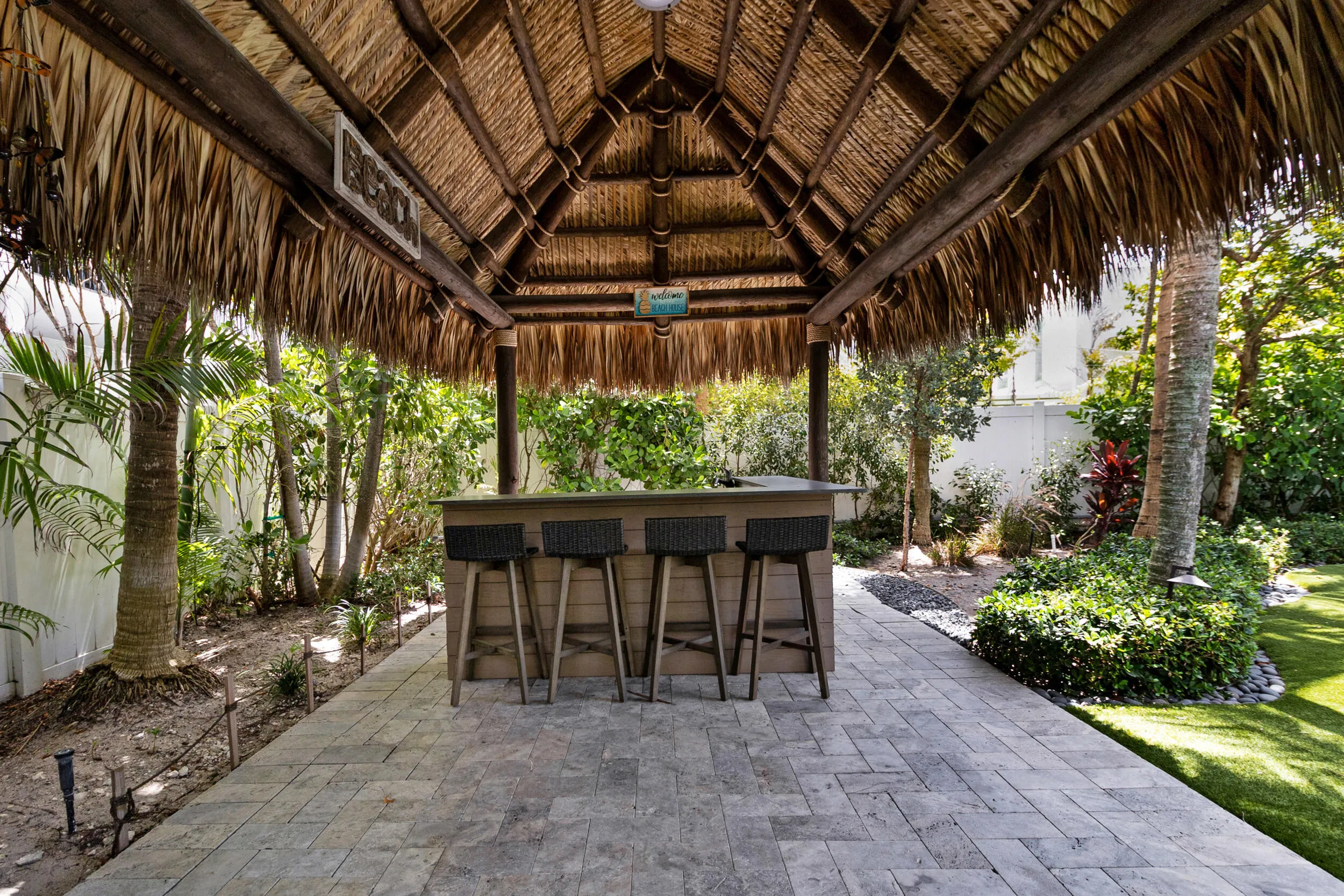 Tiki hut