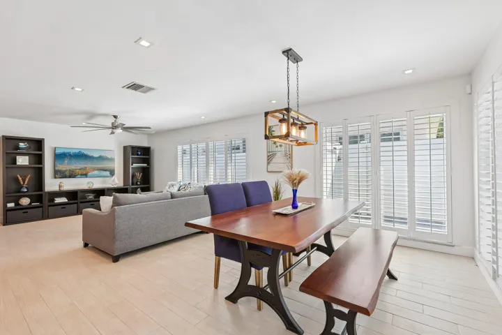 Living room/Dining room
