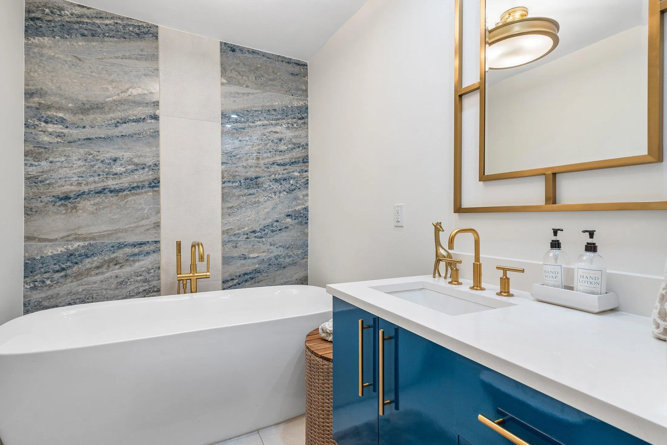 038-2200Southeast9thStreet-PompanoBeach-