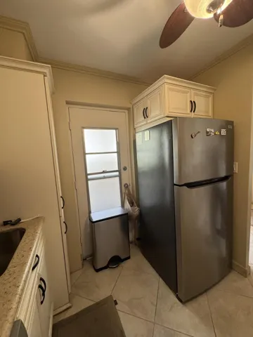 Living/dining room