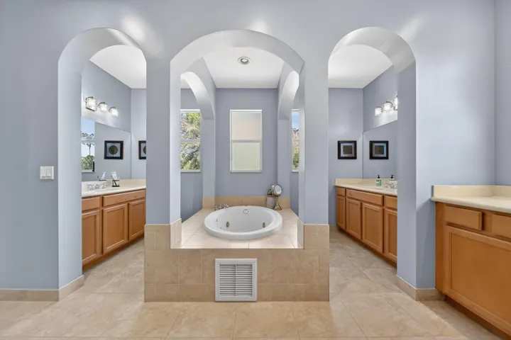 primarybath5.jpg-FULL