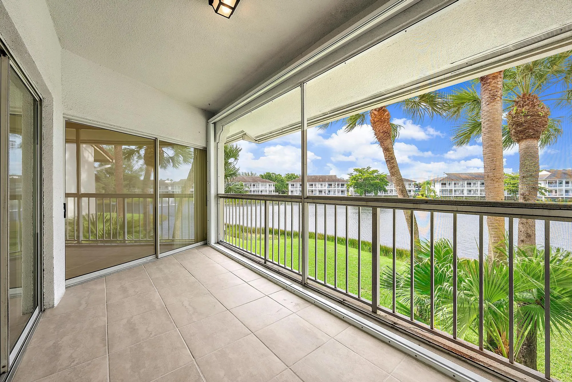216 Cypress Point Drive, #216-19
