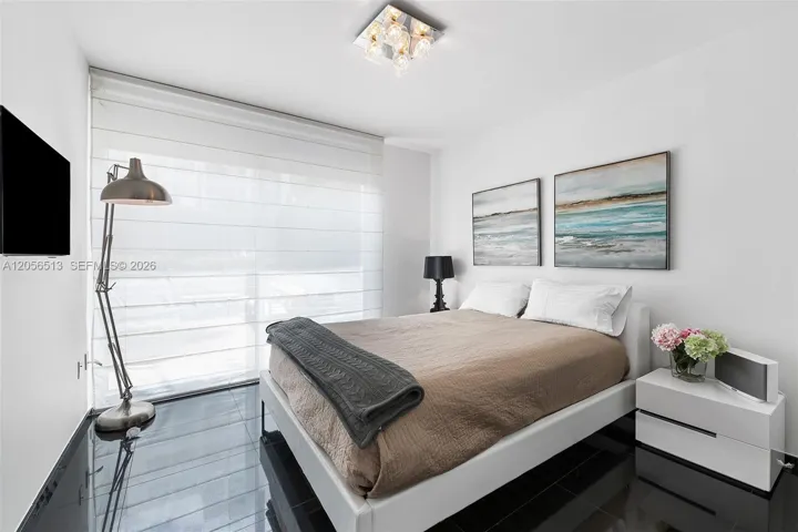2nd bedroom - downstairs