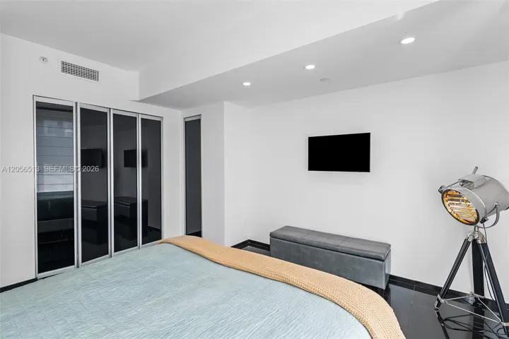 1st bedroom - downstairs