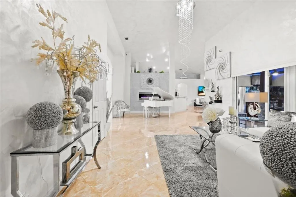 17-Formal Living Room