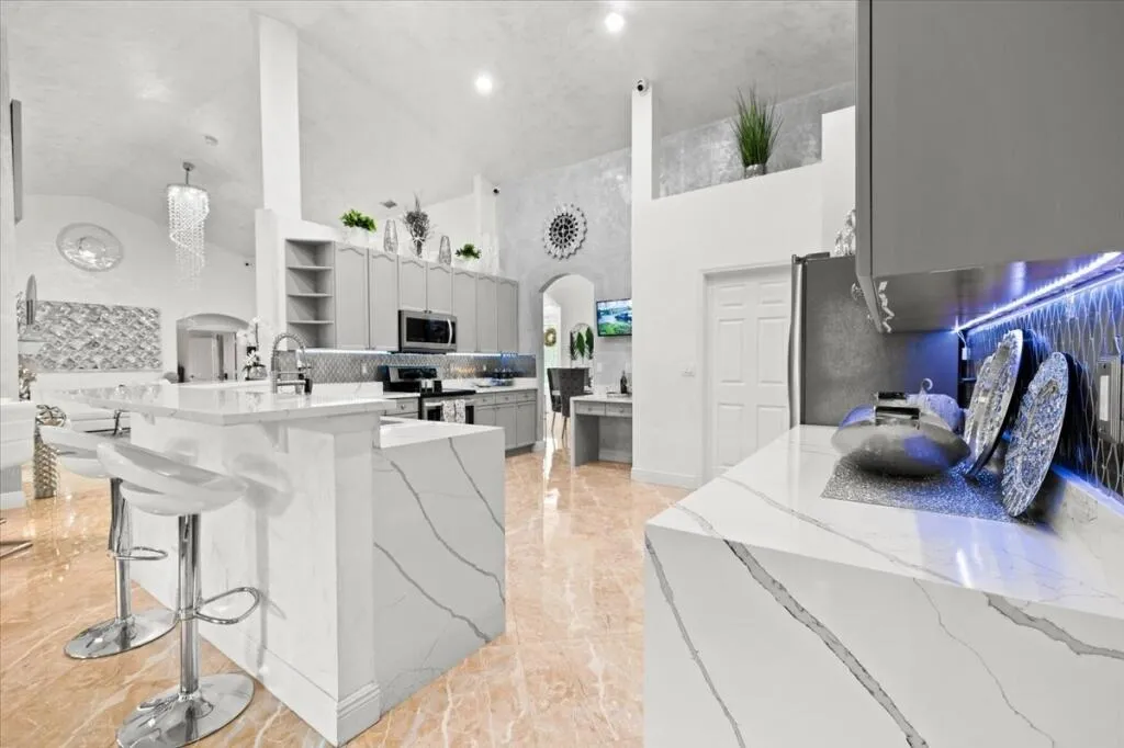 20-Kitchen-Snack Bar