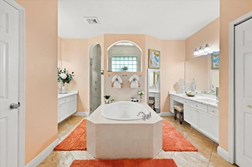 34-Master Bathroom
