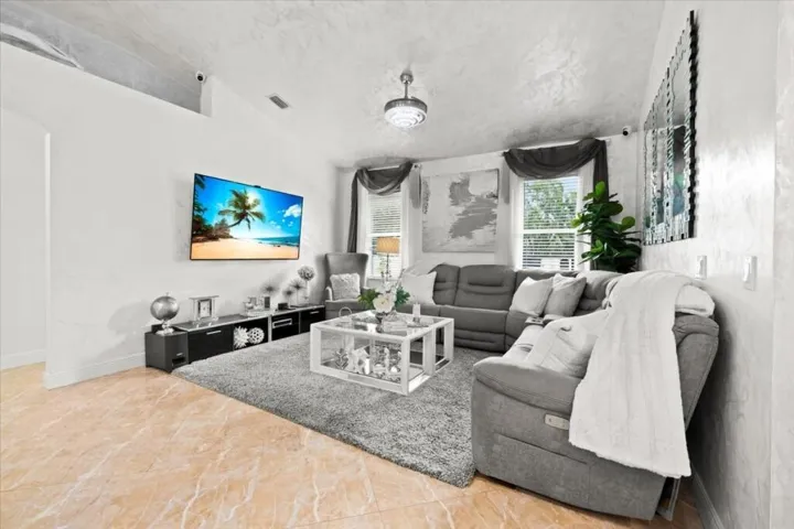 26-Family Room