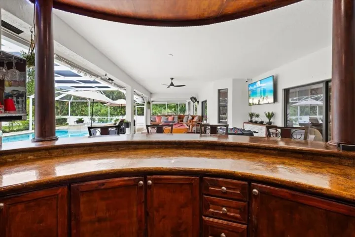 55-Wet-Bar-Outdoor Kitchen