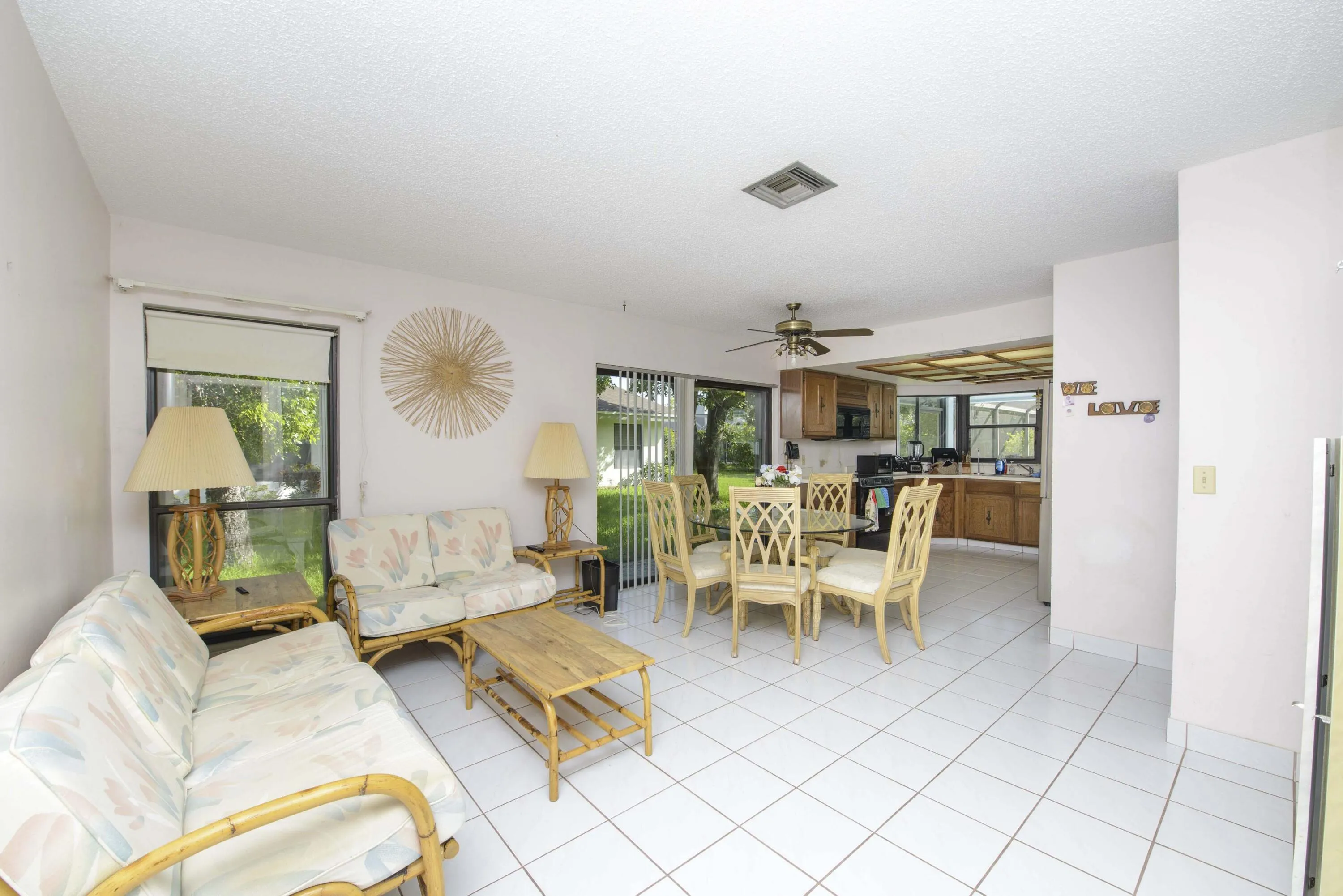 05- Family room (1)