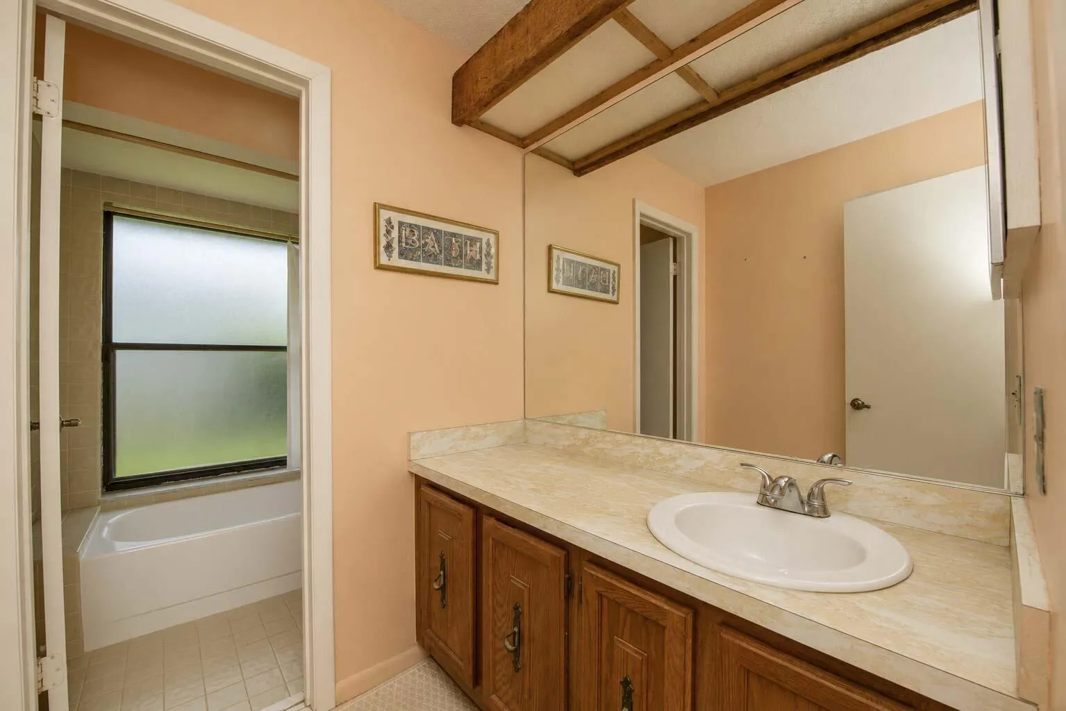 12- 2nd bath (01)
