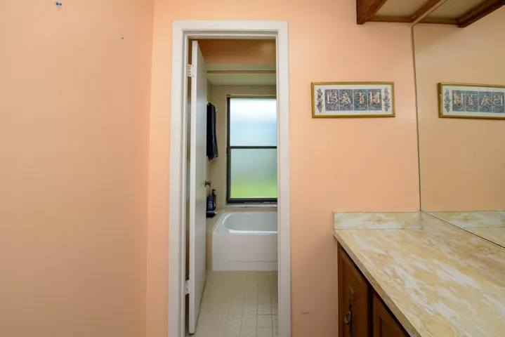 12- 2nd bath (2)