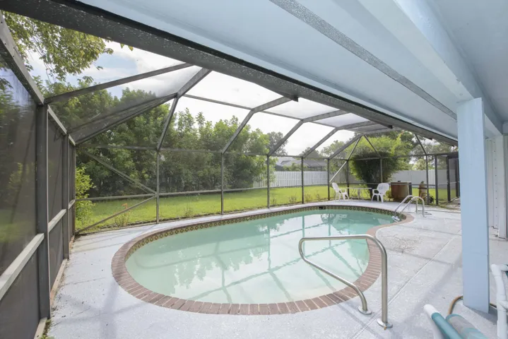 15- Pool (1)