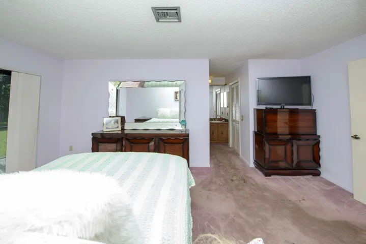 09- Master room (5)