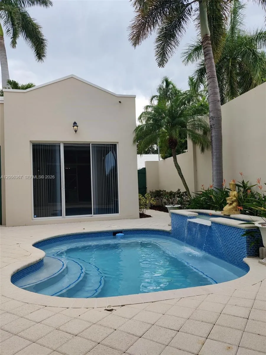 Property photo 40