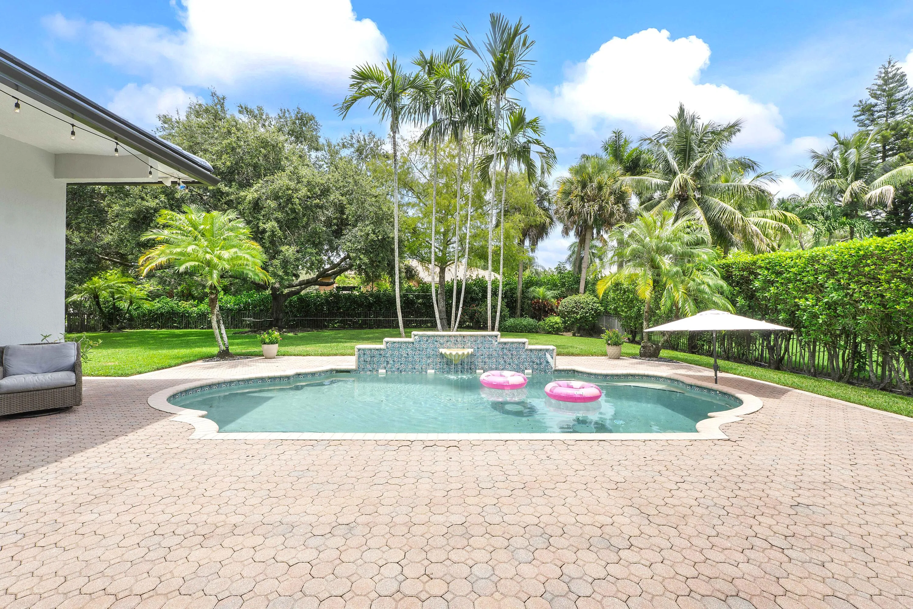 9317 NW 62nd Ct_032