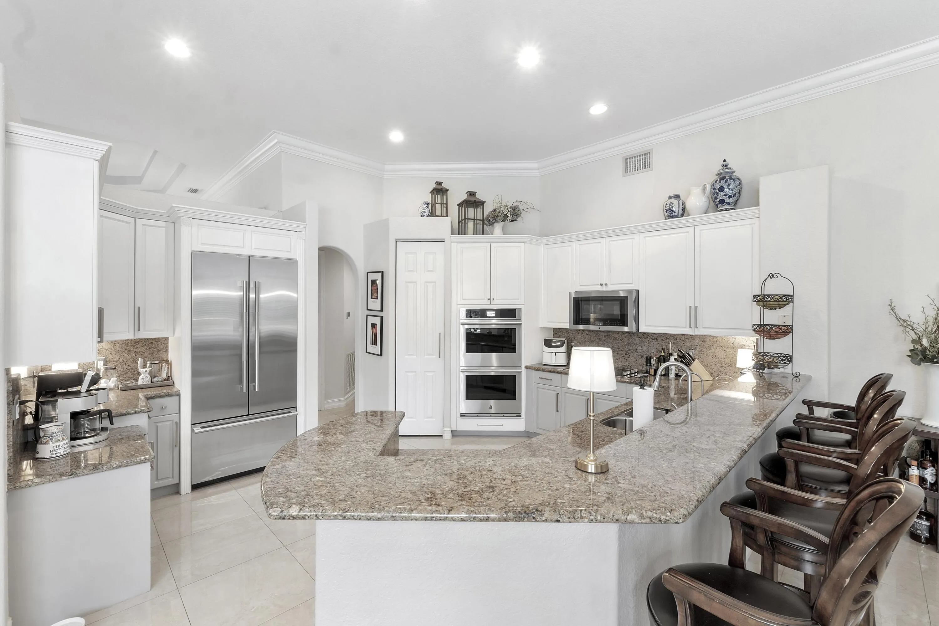 9317 NW 62nd Ct_027